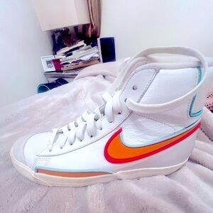 Women’s Nike Blazer Mid 77’ Infinite White Kumquat Aqua